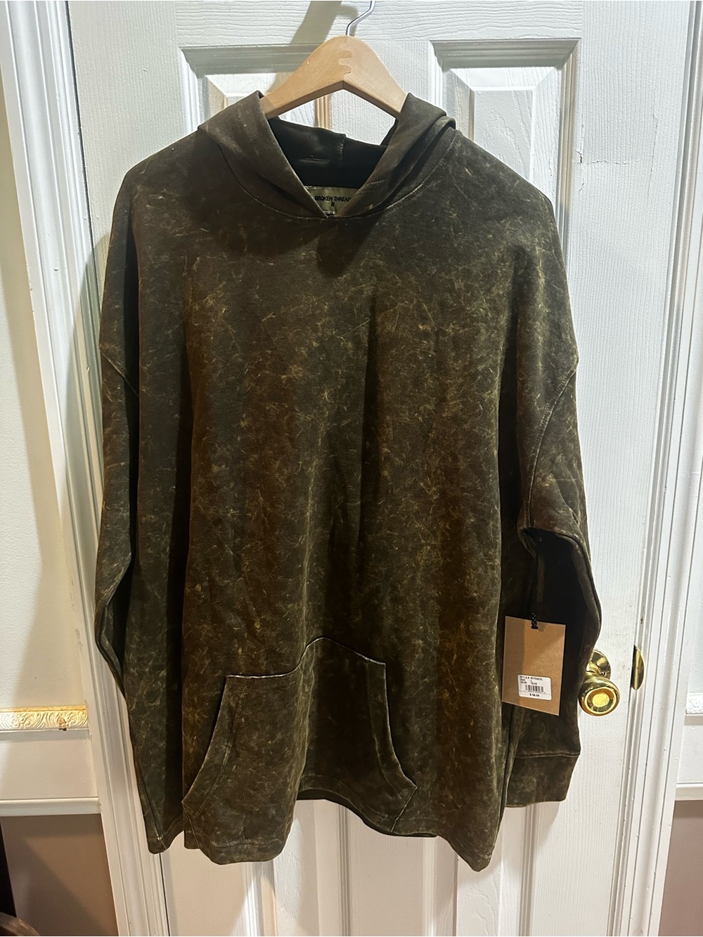 NWT‎ Broken Threads Mens Olive Green Acid Wash Marbled Hoodie Large